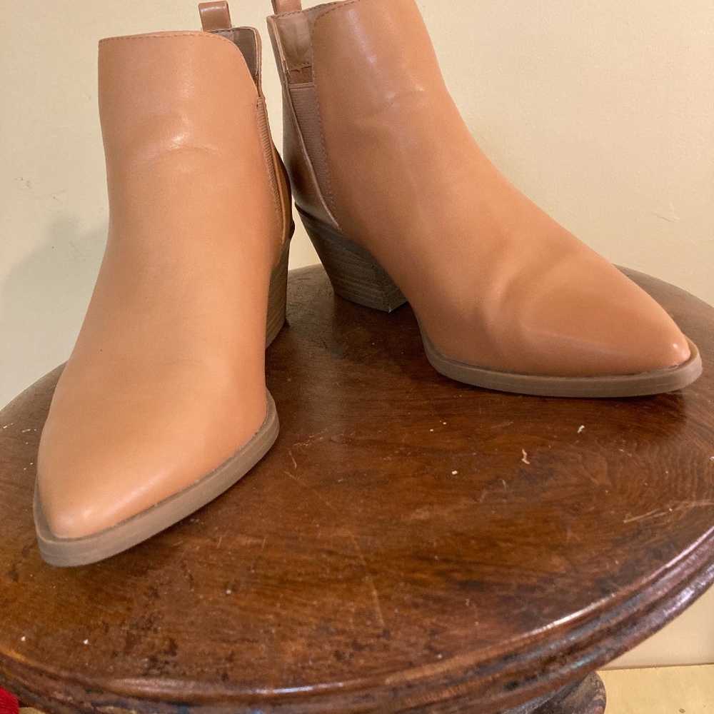 Universal Thread Ankle Boots